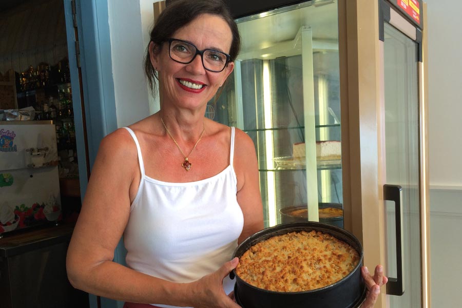 Ulrike von der Cavos Bar