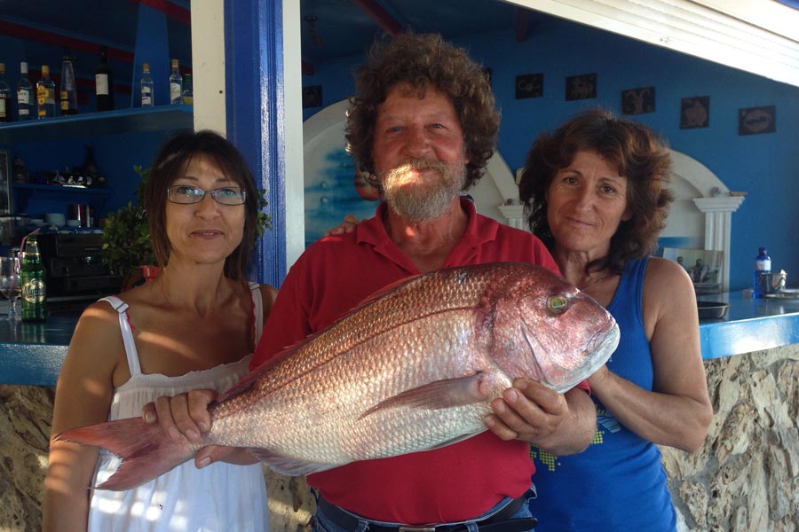1 Mai feier auf der Platia in Ireon