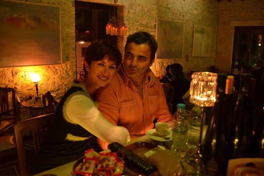 Eleni und Costa von Art-Café-Bar Iera Odos